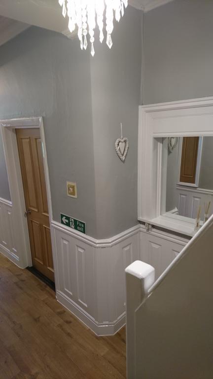 Cornerhouse Guesthouse Карлайл Екстериор снимка