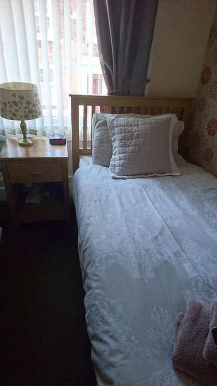 Cornerhouse Guesthouse Карлайл Екстериор снимка