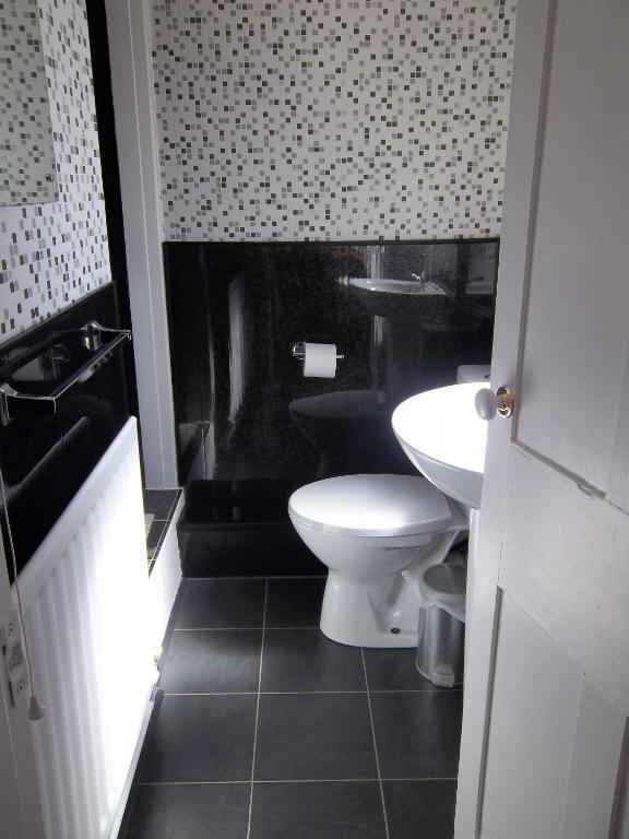 Cornerhouse Guesthouse Карлайл Стая снимка
